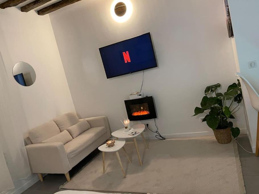 Logement Moderne Avec Jacuzzi Aubervilliers Bagian luar foto