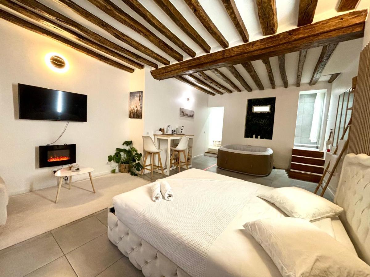Logement Moderne Avec Jacuzzi Aubervilliers Bagian luar foto
